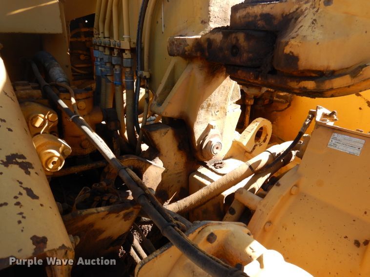 image for item DA5479 1998 Caterpillar 613C  elevating scraper