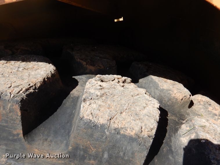 image for item DA5479 1998 Caterpillar 613C  elevating scraper