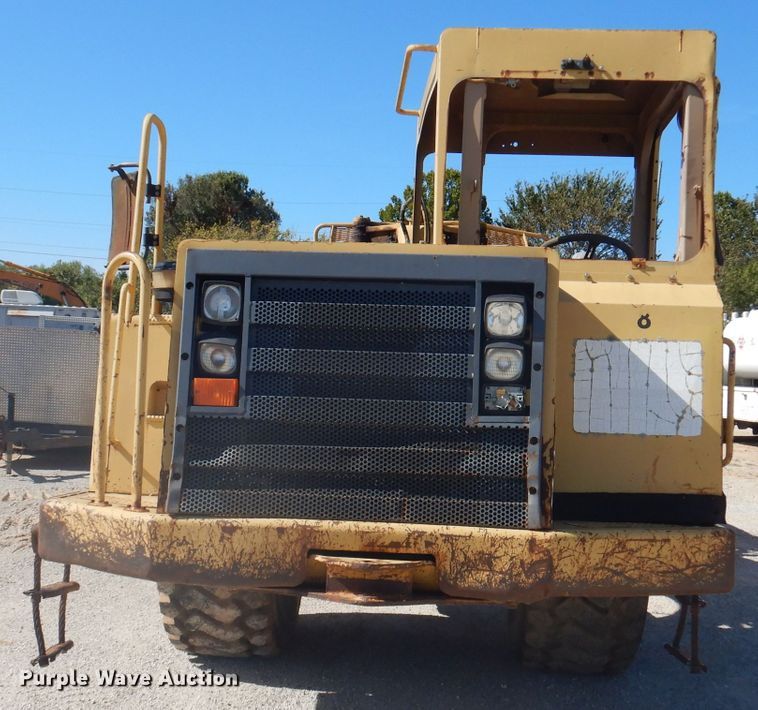 image for item DA5480 1999 Caterpillar 613C  elevating scraper