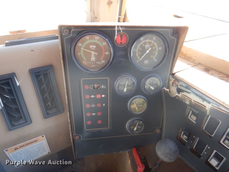 image for item DA5480 1999 Caterpillar 613C  elevating scraper