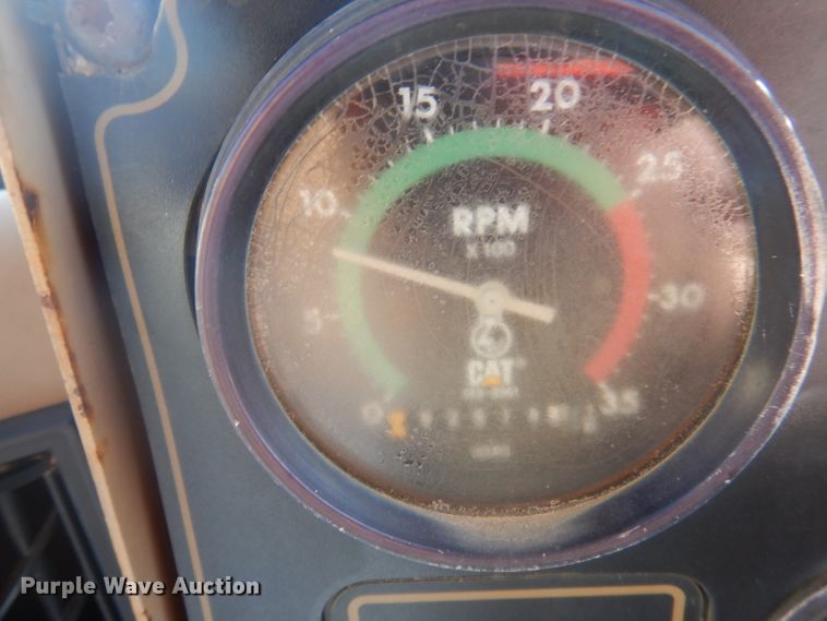 image for item DA5480 1999 Caterpillar 613C  elevating scraper