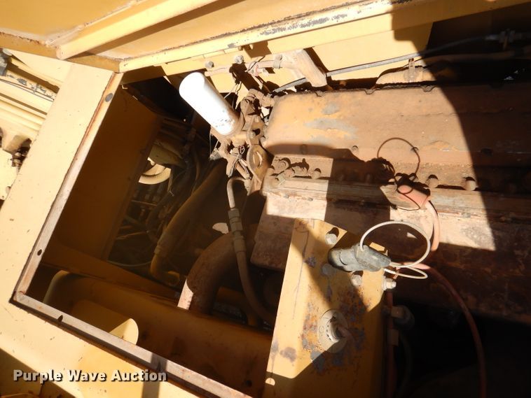 image for item DA5480 1999 Caterpillar 613C  elevating scraper