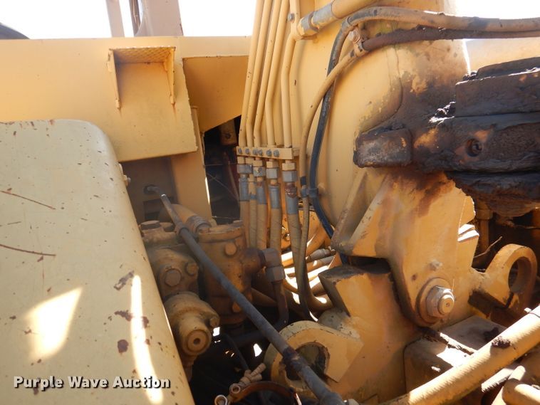 image for item DA5480 1999 Caterpillar 613C  elevating scraper