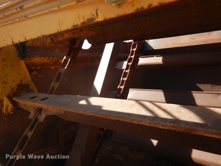 image for item DA5480 1999 Caterpillar 613C  elevating scraper