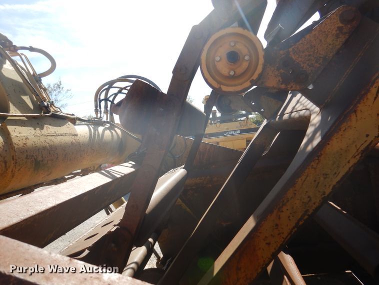 image for item DA5480 1999 Caterpillar 613C  elevating scraper