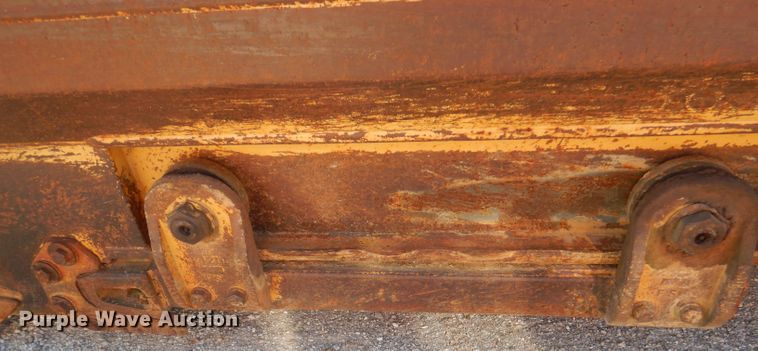 image for item DA5480 1999 Caterpillar 613C  elevating scraper