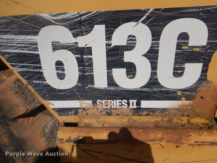 image for item DA5480 1999 Caterpillar 613C  elevating scraper