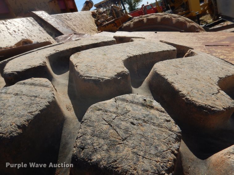 image for item DA5480 1999 Caterpillar 613C  elevating scraper