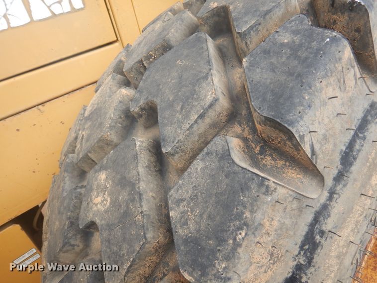 image for item DA5481 2001 Kawasaki 65Z IV-2  wheel loader