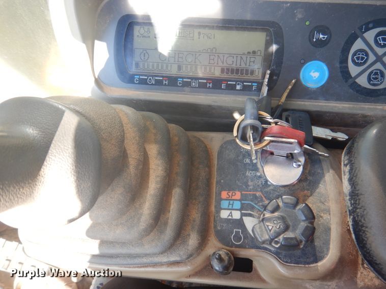 image for item DA5483 2007 Case CX240B  excavator