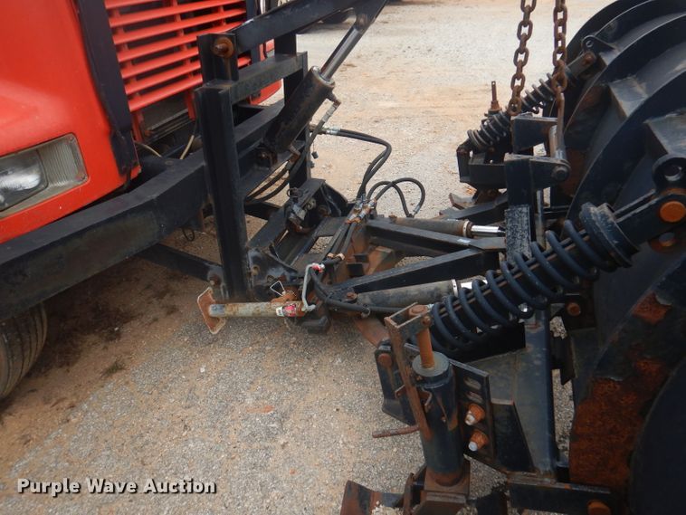 image for item DA5484 1999 International 4900  dump truck