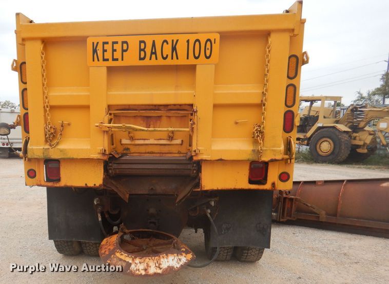 image for item DA5485 2000 GMC C8500  dump truck