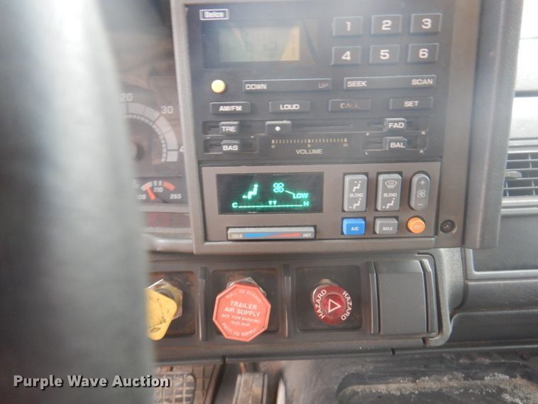 image for item DA5485 2000 GMC C8500  dump truck