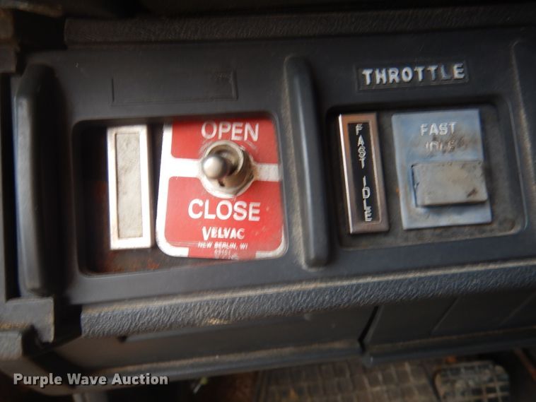 image for item DA5485 2000 GMC C8500  dump truck