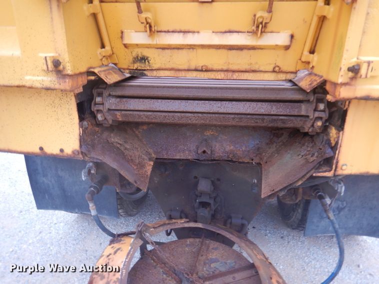 image for item DA5485 2000 GMC C8500  dump truck