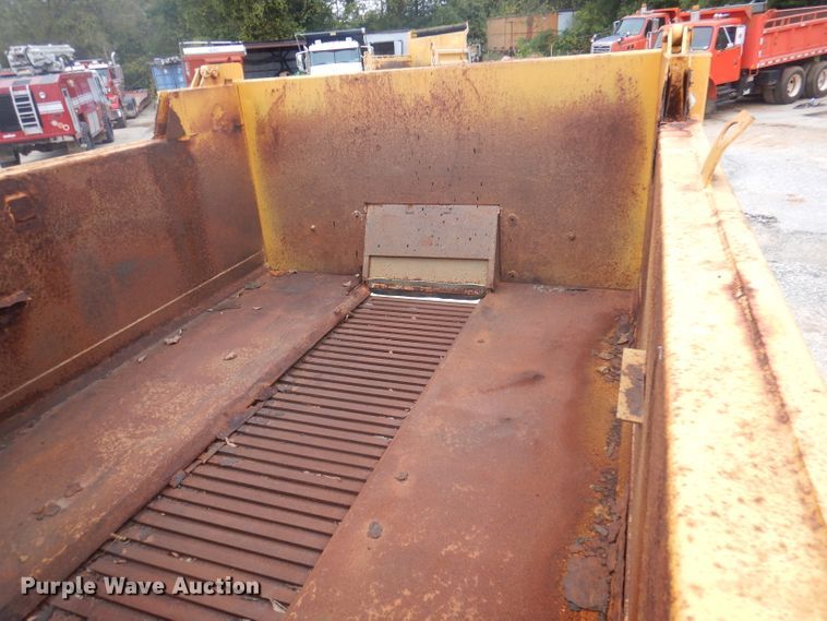 image for item DA5485 2000 GMC C8500  dump truck