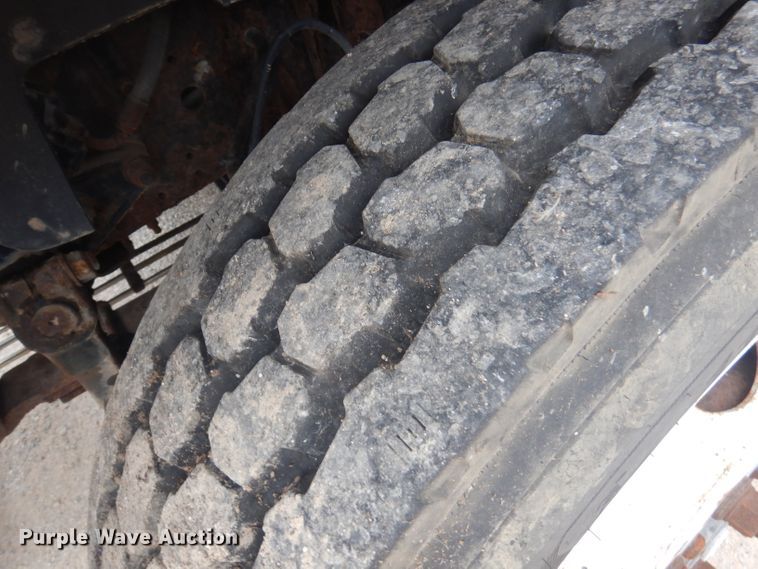 image for item DA5485 2000 GMC C8500  dump truck