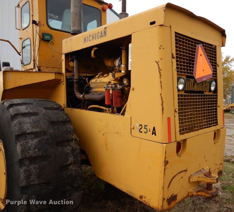 image for item DA7175 1968 Michigan 125A  wheel loader