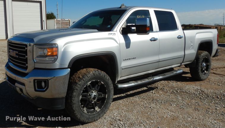 image for item DF0282 2015 GMC Sierra 2500HD  Crew Cab pickup truck