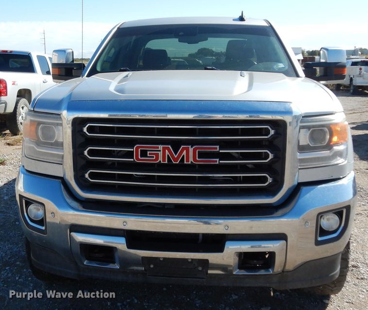 image for item DF0282 2015 GMC Sierra 2500HD  Crew Cab pickup truck