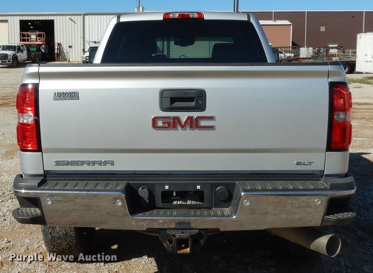 image for item DF0282 2015 GMC Sierra 2500HD  Crew Cab pickup truck
