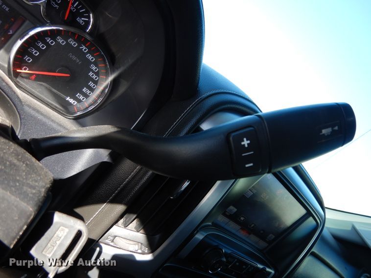 image for item DF0282 2015 GMC Sierra 2500HD  Crew Cab pickup truck