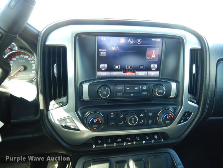 image for item DF0282 2015 GMC Sierra 2500HD  Crew Cab pickup truck