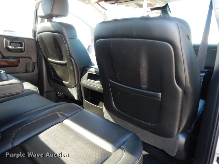 image for item DF0282 2015 GMC Sierra 2500HD  Crew Cab pickup truck