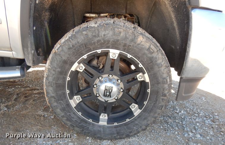 image for item DF0282 2015 GMC Sierra 2500HD  Crew Cab pickup truck