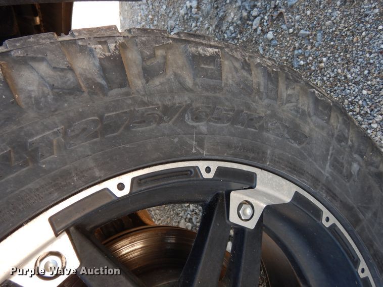 image for item DF0282 2015 GMC Sierra 2500HD  Crew Cab pickup truck