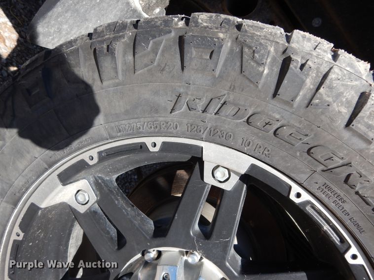 image for item DF0282 2015 GMC Sierra 2500HD  Crew Cab pickup truck