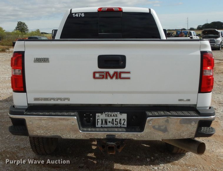 image for item DF0284 2015 GMC Sierra 2500HD  Crew Cab pickup truck