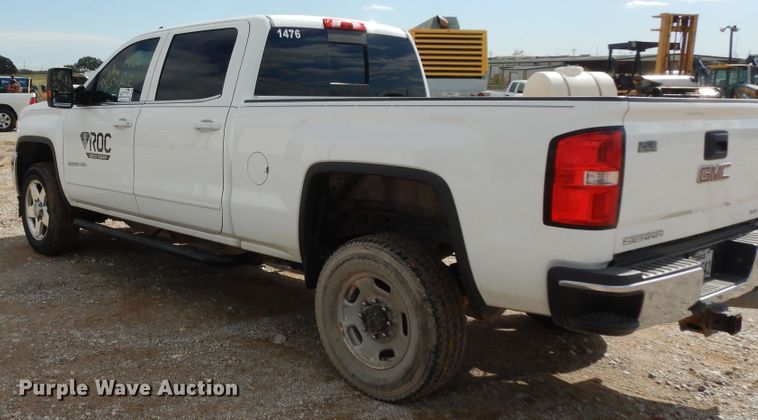 image for item DF0284 2015 GMC Sierra 2500HD  Crew Cab pickup truck