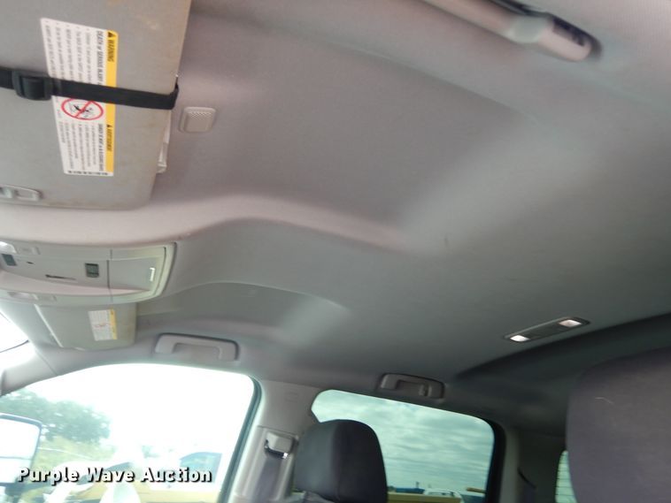 image for item DF0284 2015 GMC Sierra 2500HD  Crew Cab pickup truck