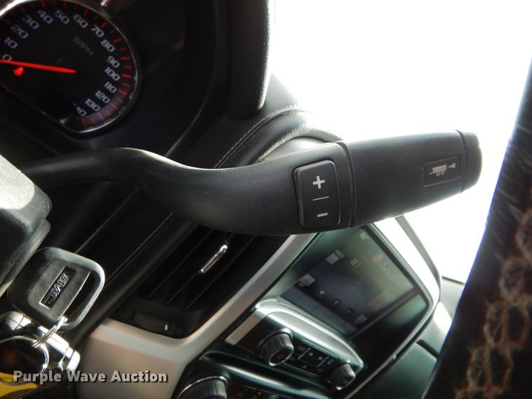 image for item DF0284 2015 GMC Sierra 2500HD  Crew Cab pickup truck