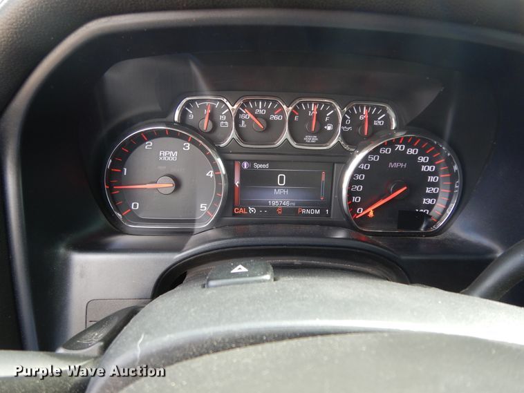 image for item DF0284 2015 GMC Sierra 2500HD  Crew Cab pickup truck