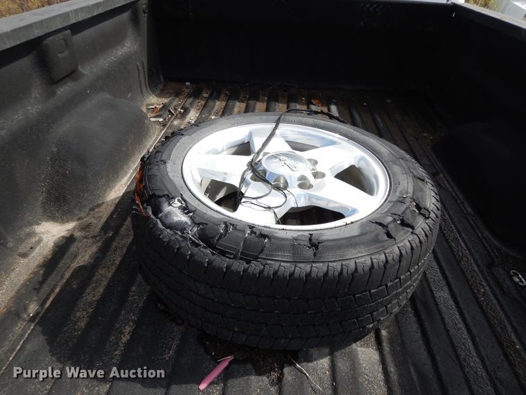 image for item DF0284 2015 GMC Sierra 2500HD  Crew Cab pickup truck