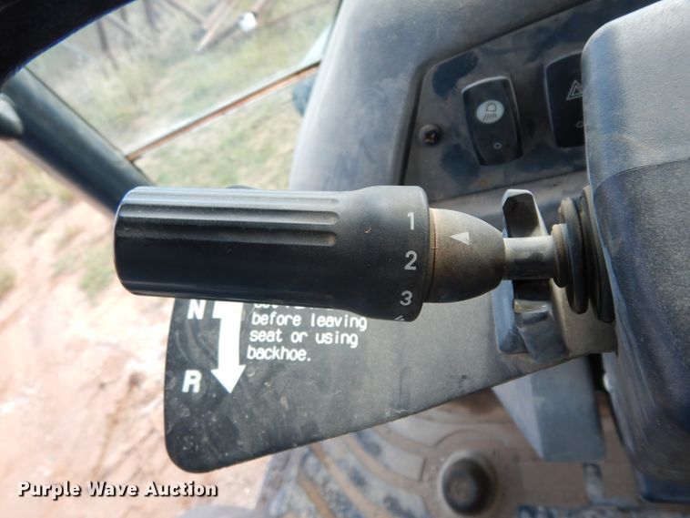 image for item DF0287 2012 John Deere 310SJ  backhoe