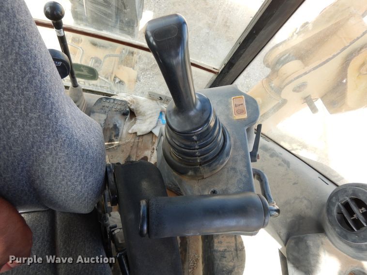 image for item DF0287 2012 John Deere 310SJ  backhoe