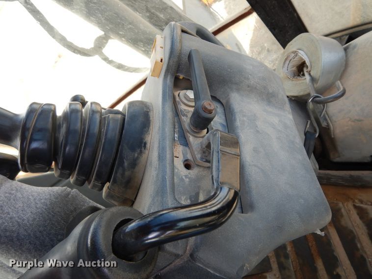 image for item DF0287 2012 John Deere 310SJ  backhoe