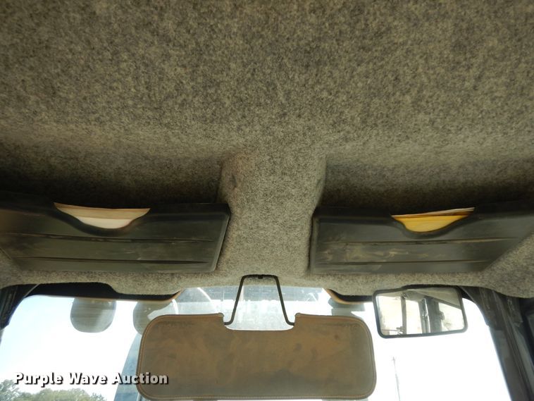 image for item DF0287 2012 John Deere 310SJ  backhoe