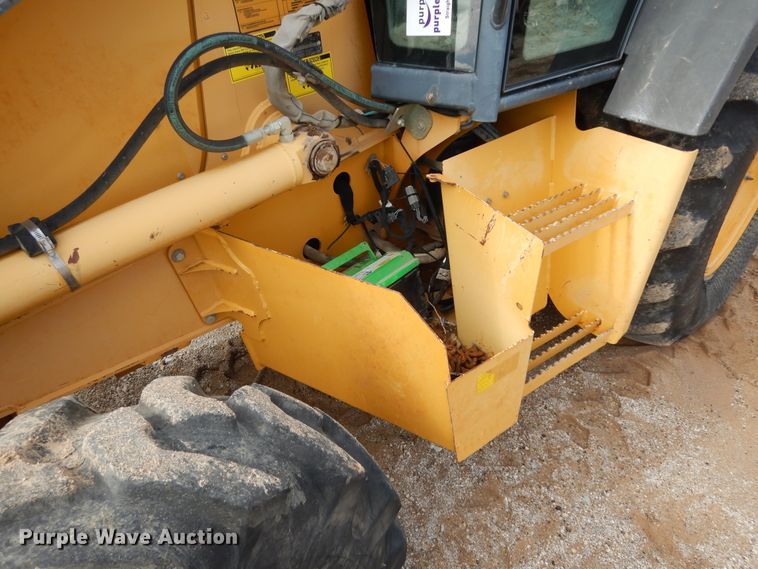 image for item DF0287 2012 John Deere 310SJ  backhoe