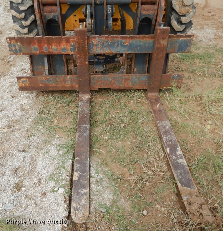 image for item DF0287 2012 John Deere 310SJ  backhoe