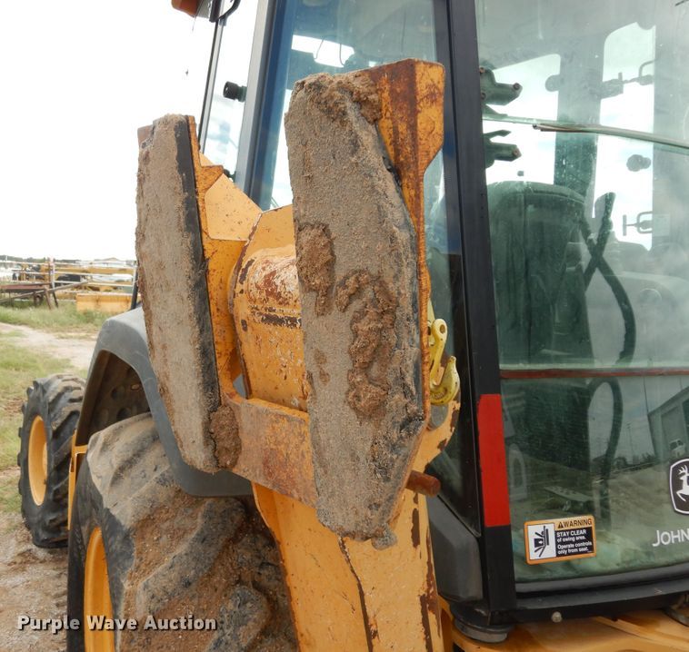 image for item DF0287 2012 John Deere 310SJ  backhoe