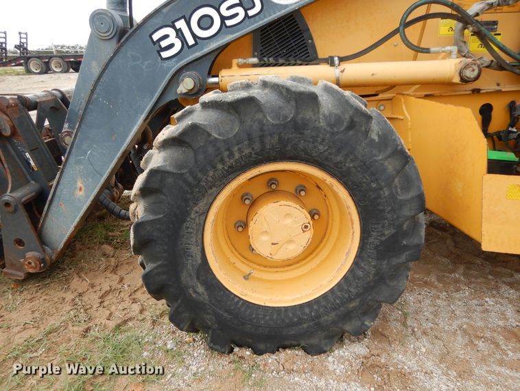 image for item DF0287 2012 John Deere 310SJ  backhoe
