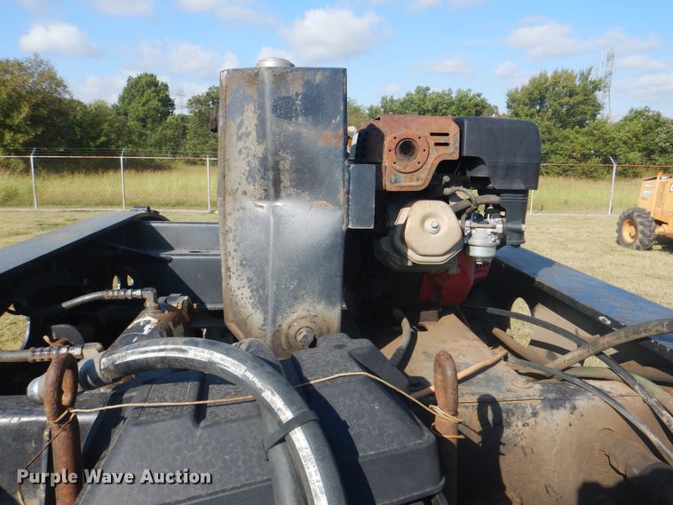 image for item DG1842 2003 Fontaine Specialized TB50-NGP  lowboy equipment trailer