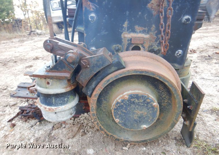 image for item DH8002 2007 DMF RW-1650  railgear hi-rail system