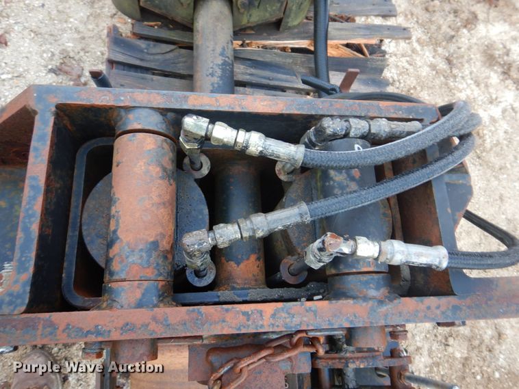 image for item DH8002 2007 DMF RW-1650  railgear hi-rail system