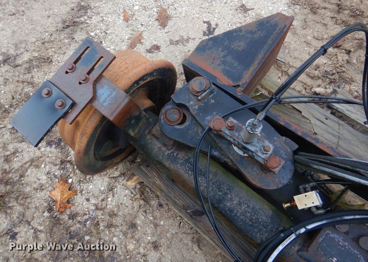 image for item DH8002 2007 DMF RW-1650  railgear hi-rail system