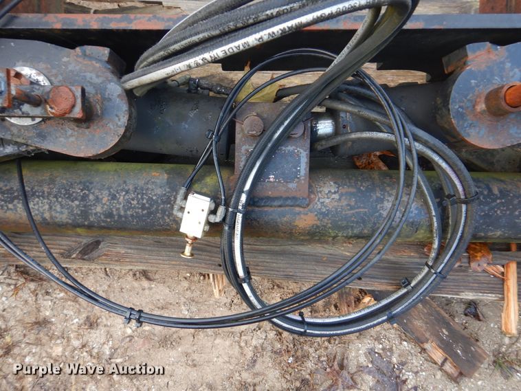 image for item DH8002 2007 DMF RW-1650  railgear hi-rail system